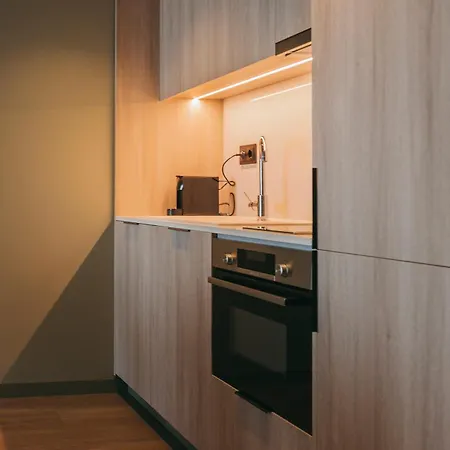 Hotel 705 Prime 4*