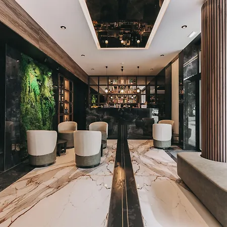 705 Prime Hotel
