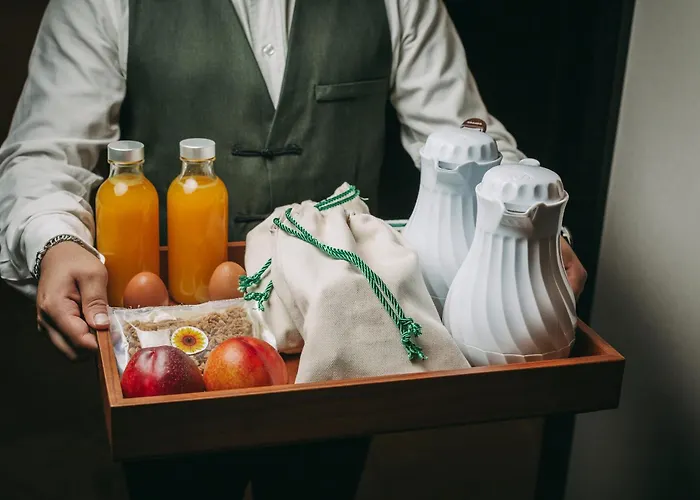 705 Prime Отель