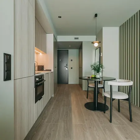 Hotel 705 Prime