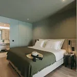 705 Prime
