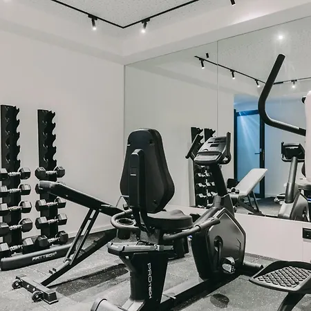 Hotel 705 Prime 4*